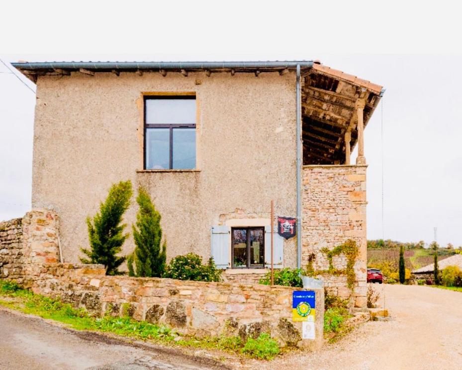 Au Petit Bonheur Chez Bambina Hotel Leynes Exterior photo